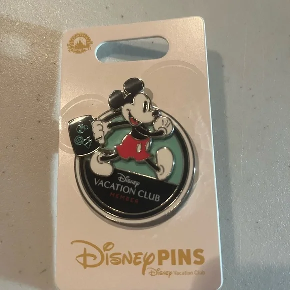 Disney Vacation Club Member Pin - Black and Red - Picture 3 of 4